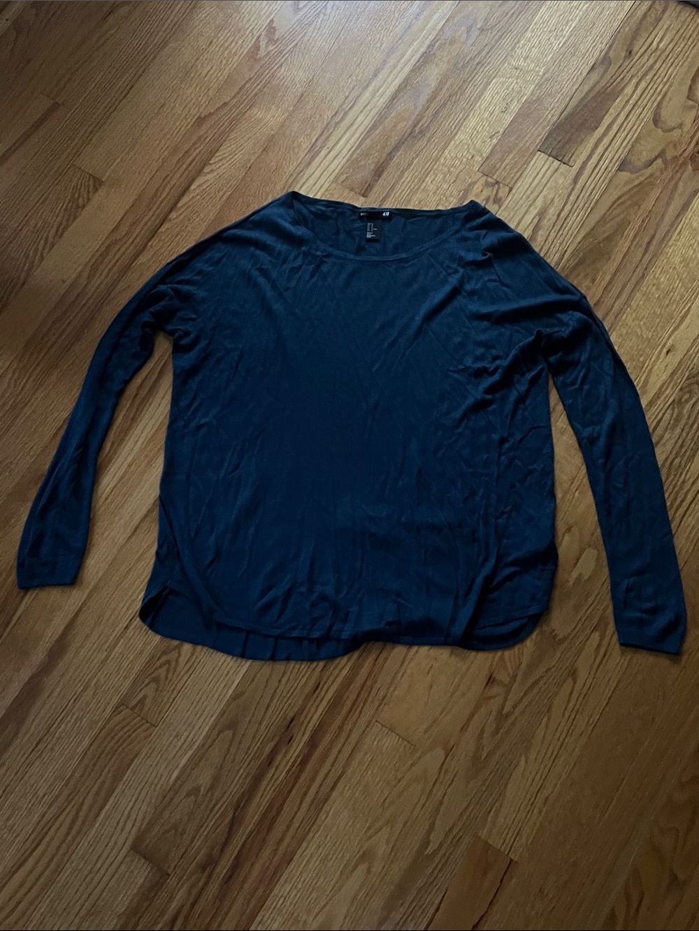 H&M Navy Long Sleeve Women's Tee Top